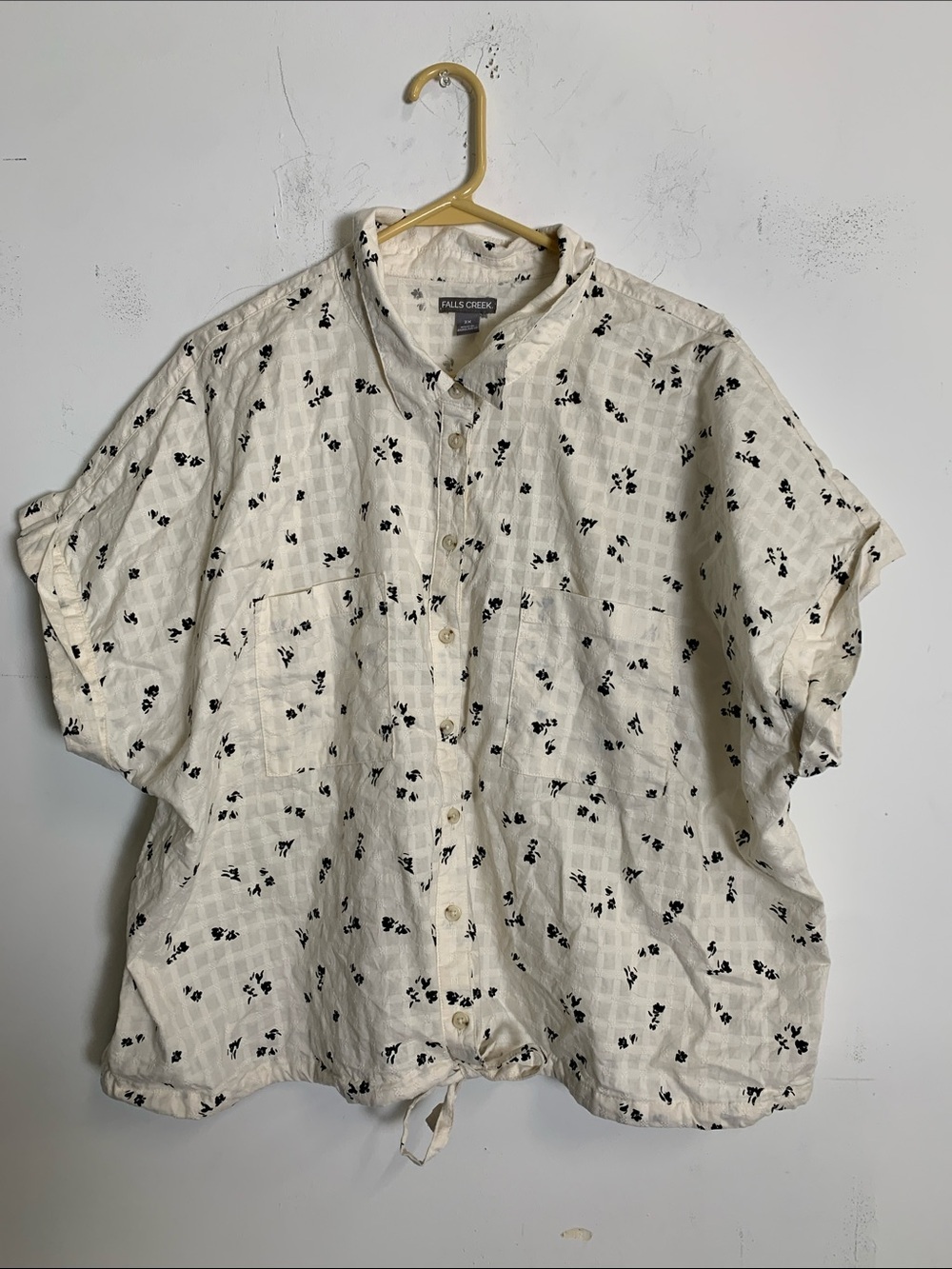 Falls Creek White Short-Sleeve Button-Down Shirt with Black Floral Print
